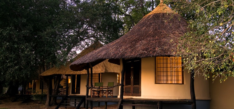 Nsefu Camp (South Luangwa National Park) Zambia - www.africansafaris.travel