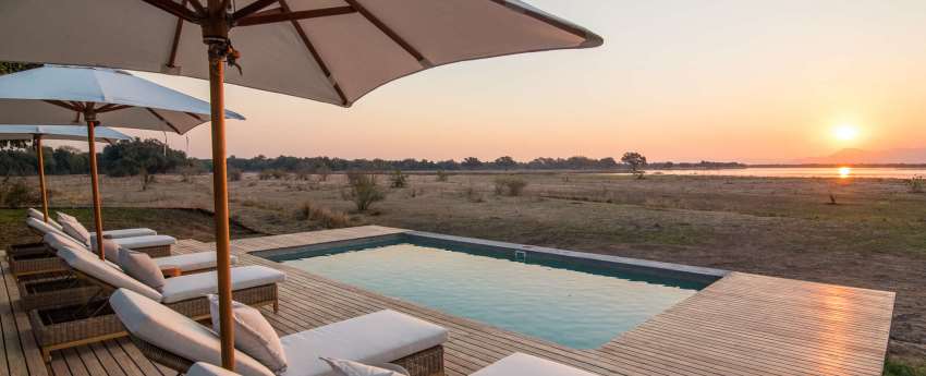 Chikwenya Safari Lodge (Mana Pools National Park) Zimbabwe - www.africansafaris.travel