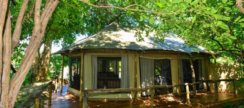 Kanga Bush Camp (Mana Pools National Park) Zimbabwe - www.africansafaris.travel