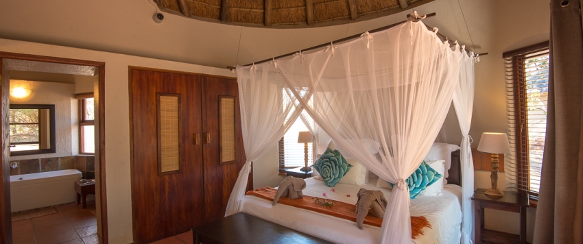 Thornybush n'Kaya Lodge (Thornybush Game Reserve) South Africa - www.africansafaris.travel